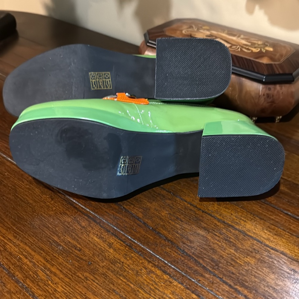 Jeffrey Campbell penny loafer size 7 worn once like new - Picture 5 of 5